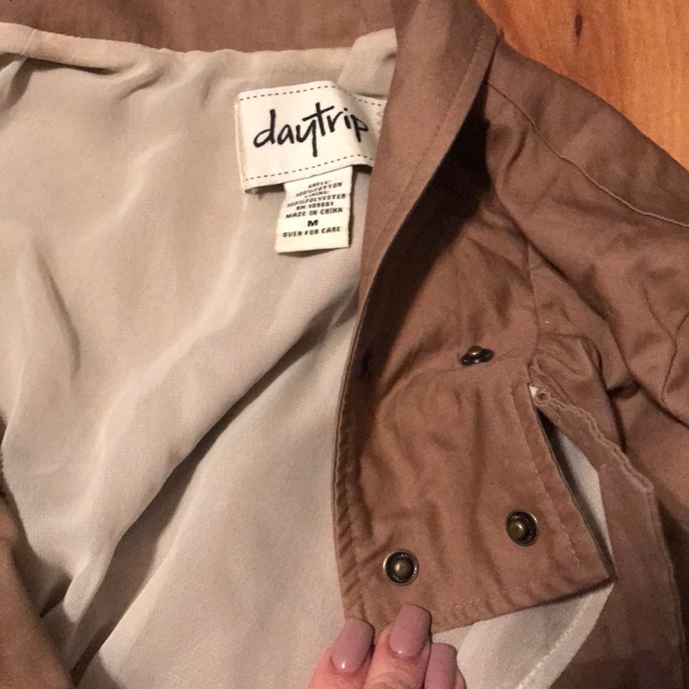 Jacket - Picture 4 of 6